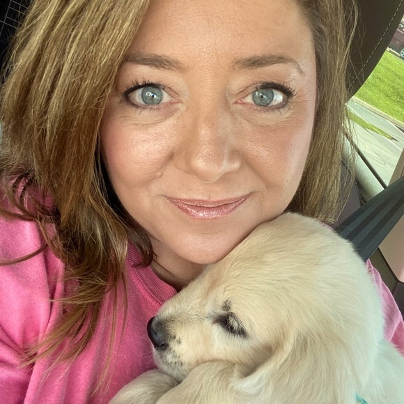 Meet your Posher, Susan - Picture 2 of 7